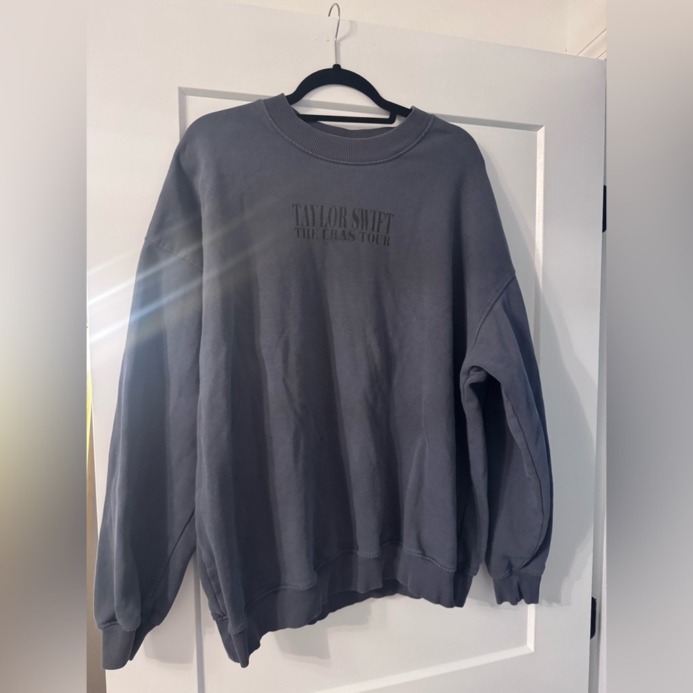 Taylor Swift The Eras Tour Blue Crewneck – Pittsburgh Show – Size XL